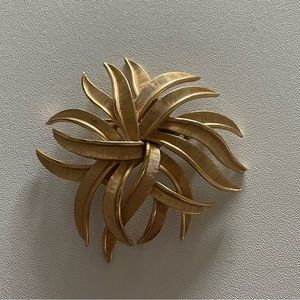 Vintage, Signed, Trifari Gold Tone, Brooch, Pin